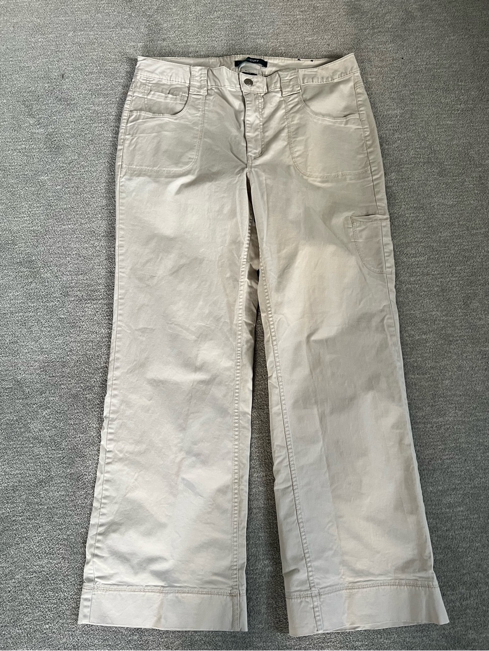 French Cuff Cream Wide Leg
Cotton Pants Sz. 14